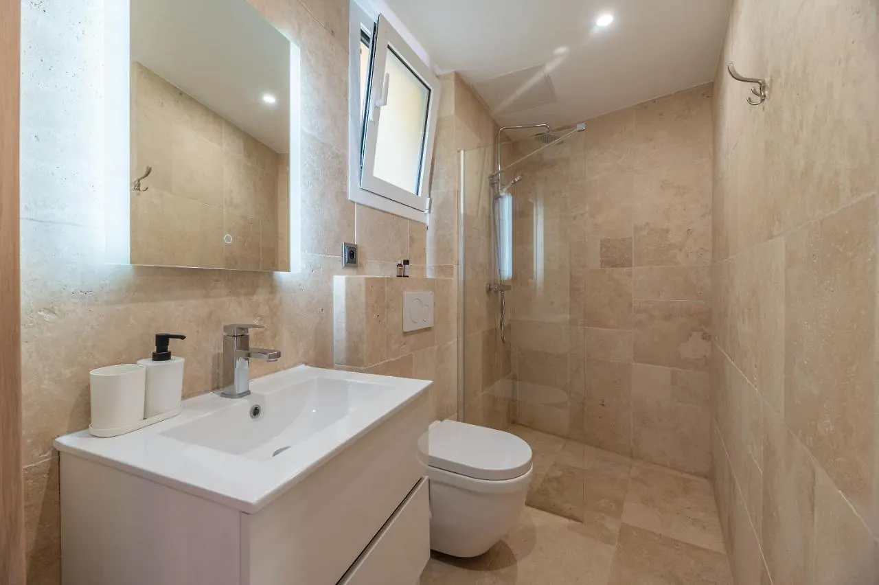 Grand Studio Climatise Tres Proche Monaco Beausoleil 0*,  France