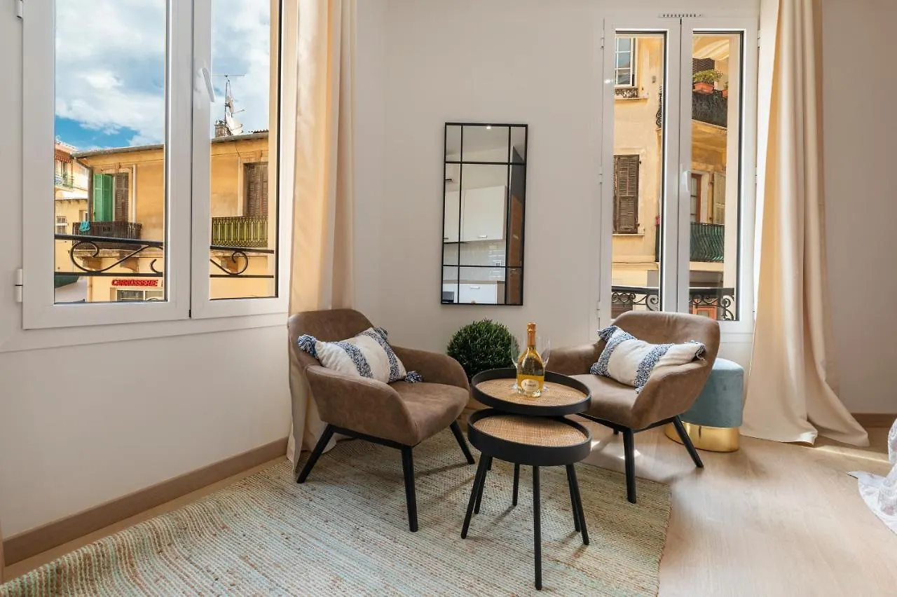 Grand Studio Climatise Tres Proche Monaco Apartment Beausoleil France